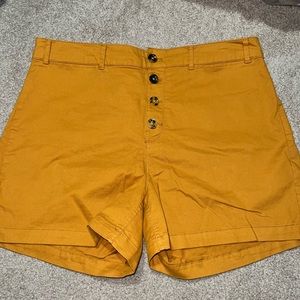Old navy shorts